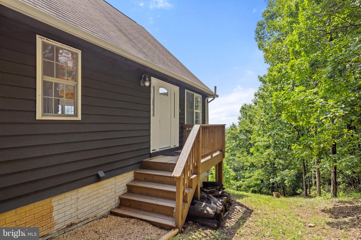 728 Shenandoah Valley Dr