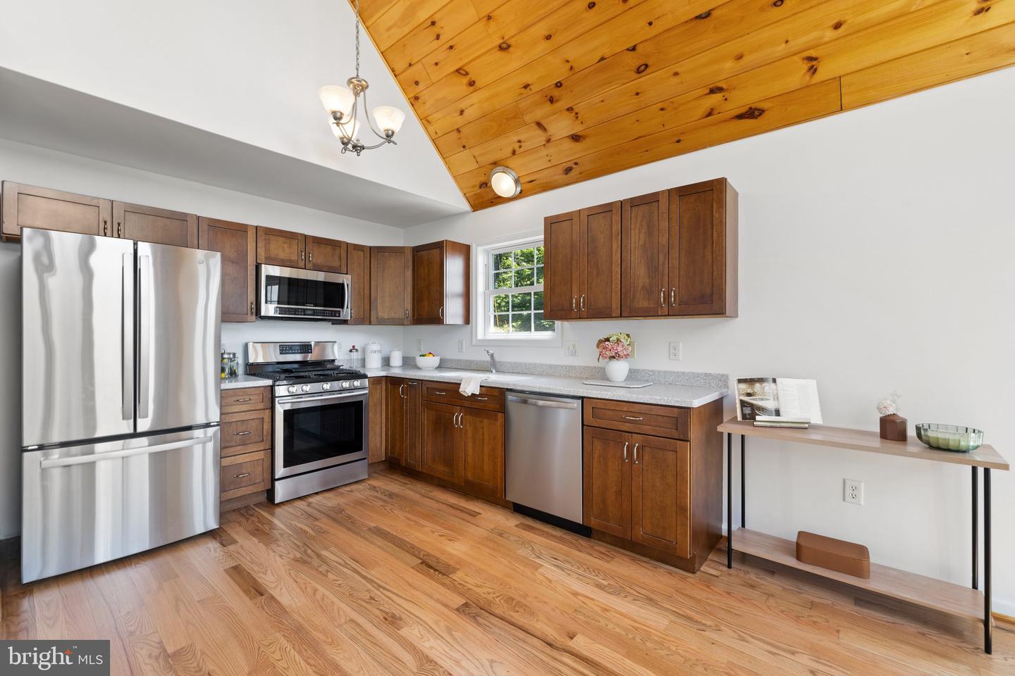 728 Shenandoah Valley Dr
