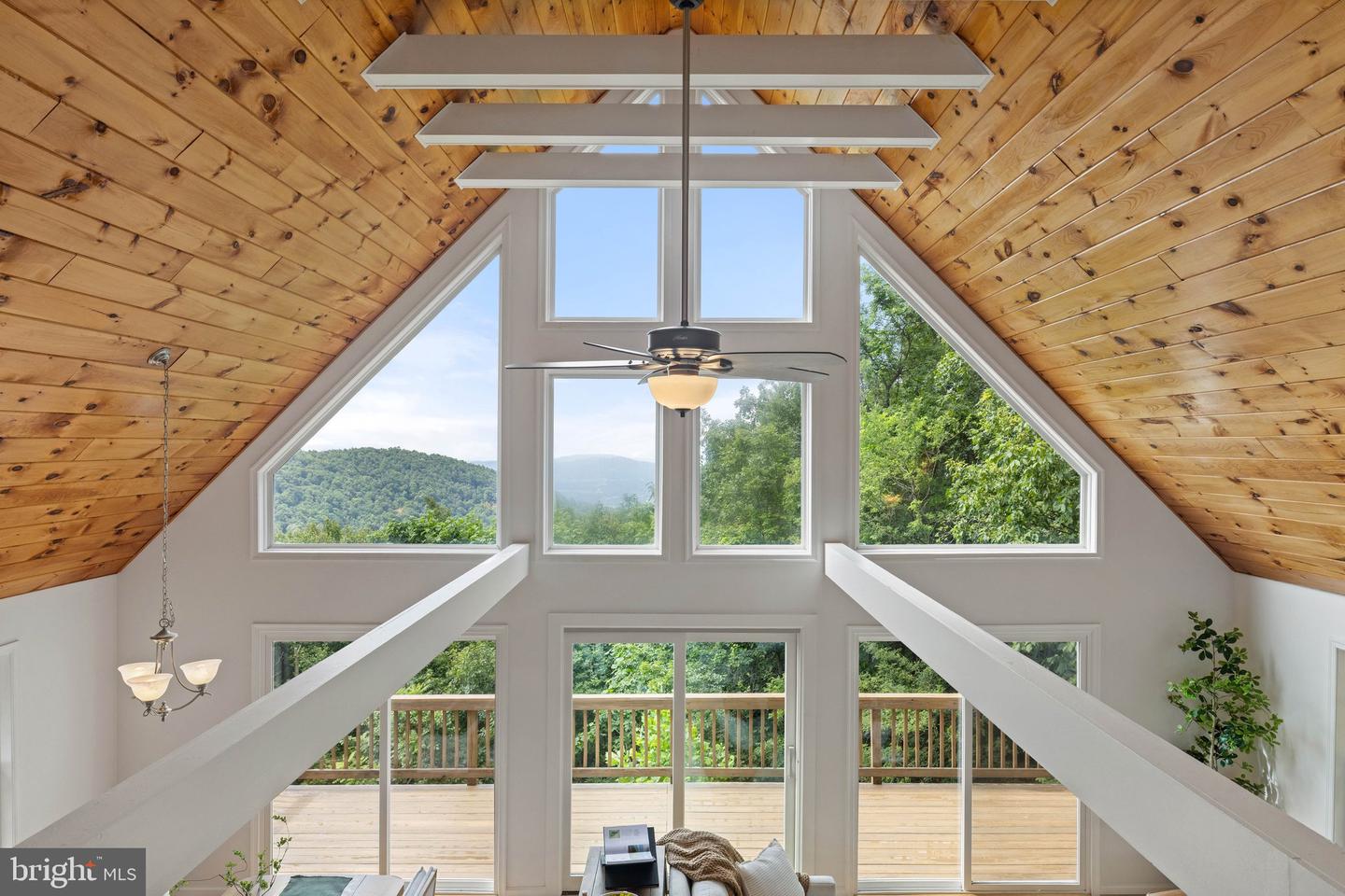 728 Shenandoah Valley Dr