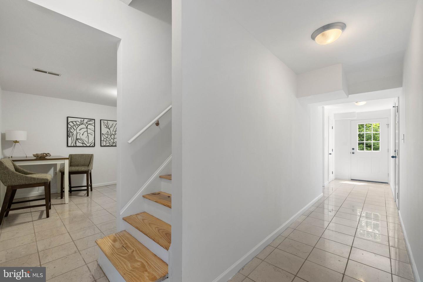 728 Shenandoah Valley Dr