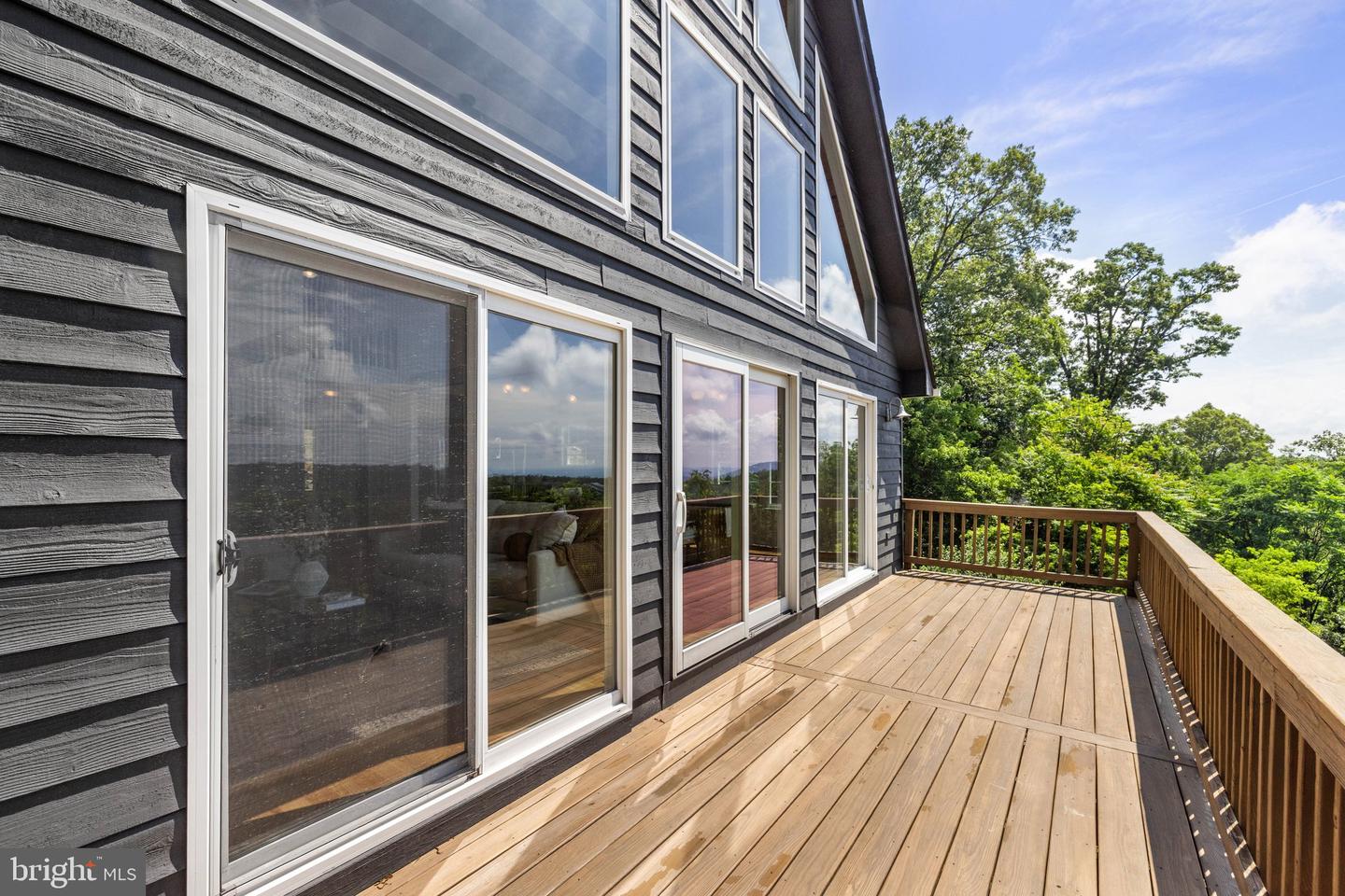 728 Shenandoah Valley Dr