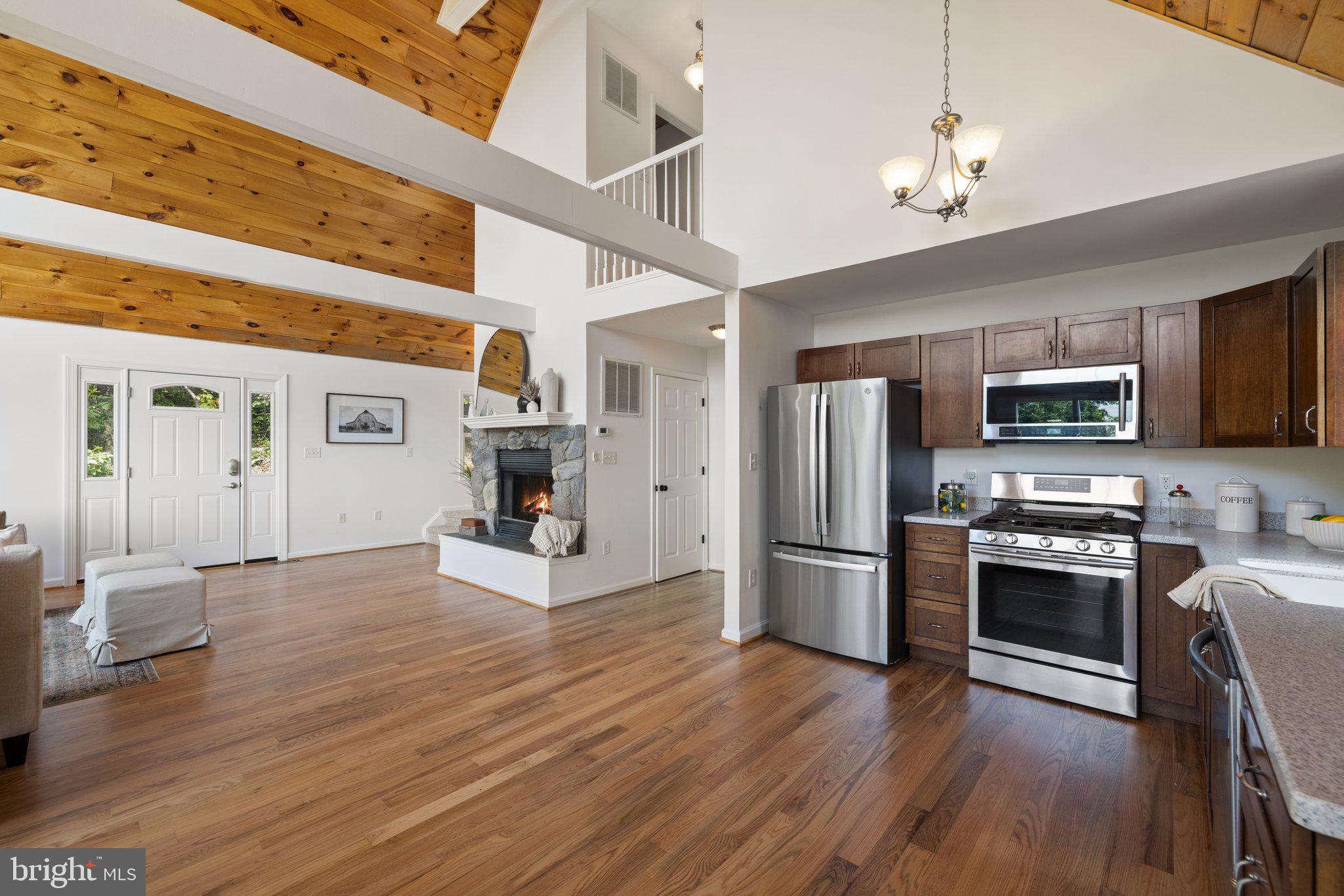 728 Shenandoah Valley Dr