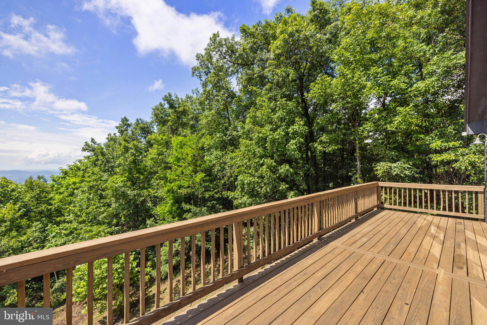 728 Shenandoah Valley Dr