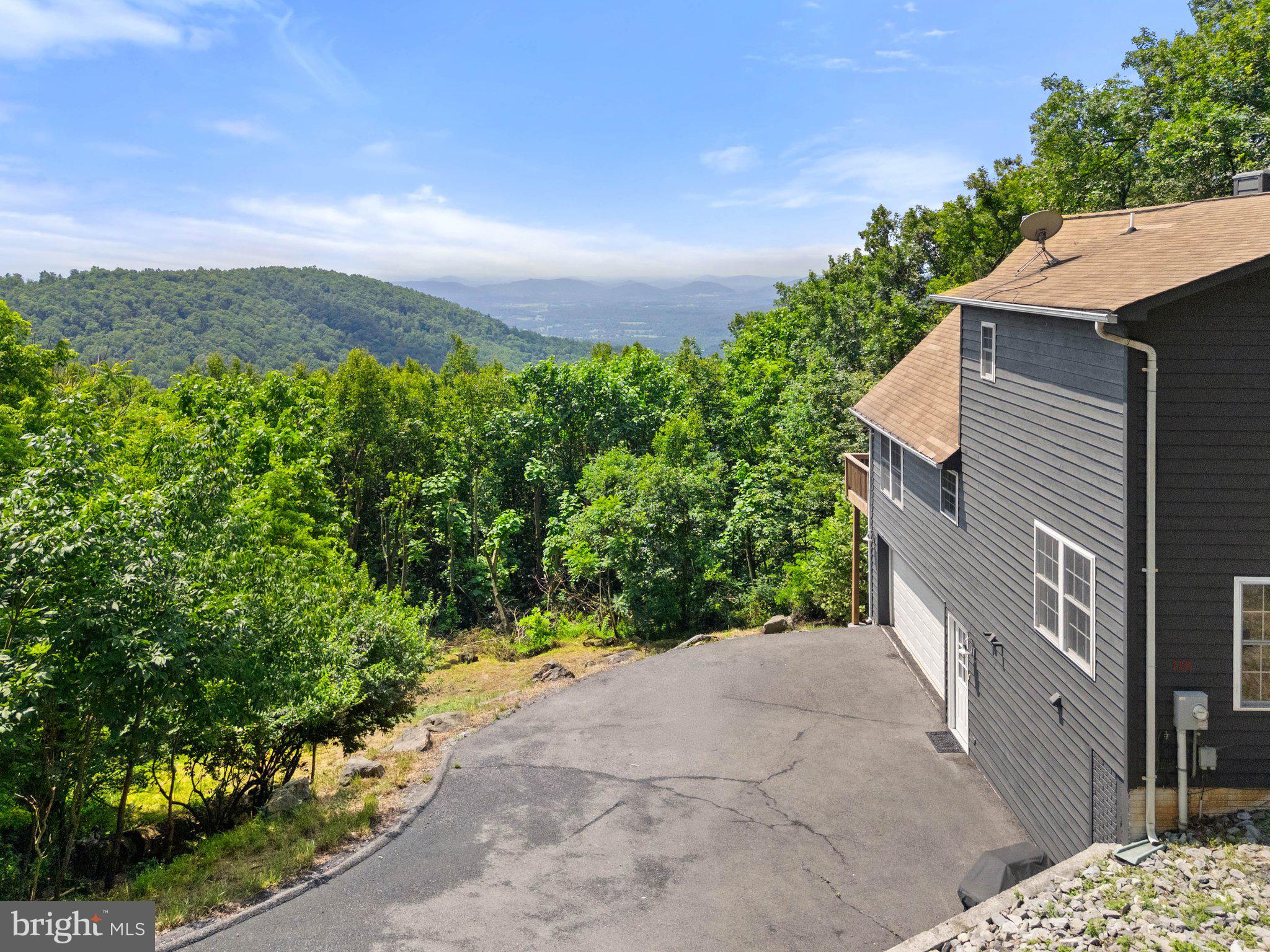 728 Shenandoah Valley Dr