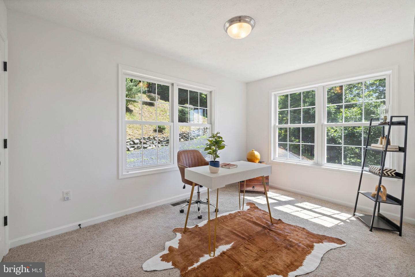 728 Shenandoah Valley Dr