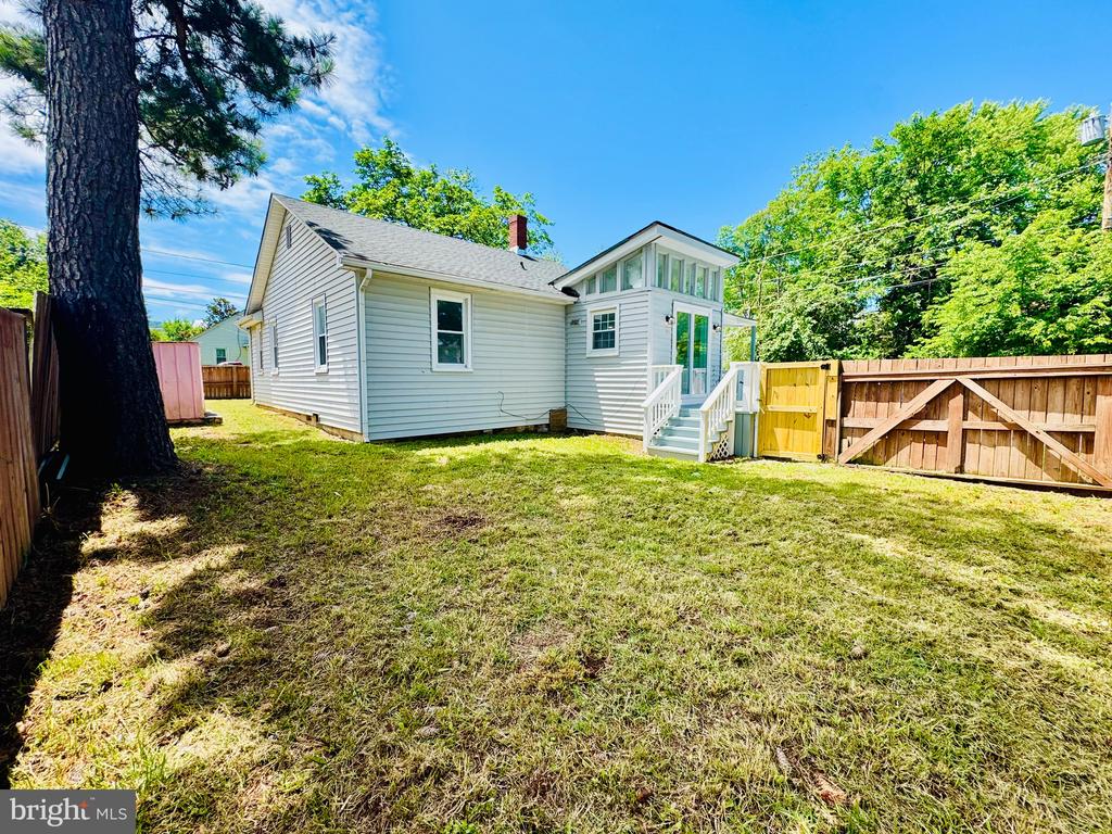310 FRAZER PLACE