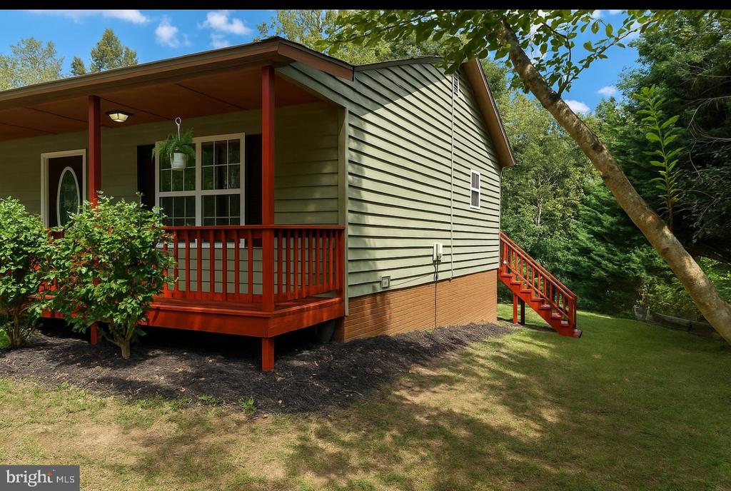 32 TEE COURT