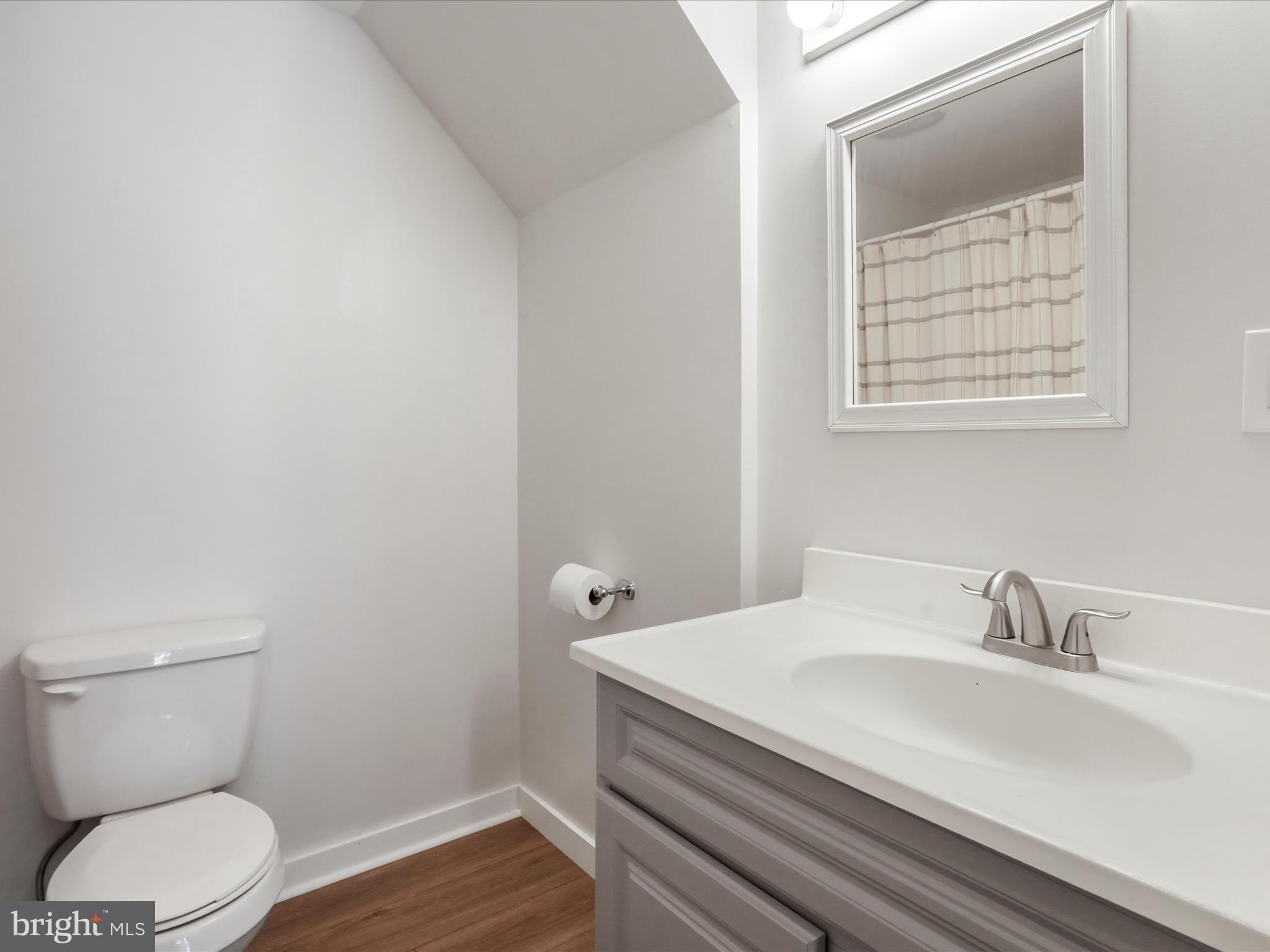 5475 HOWELLSVILLE ROAD