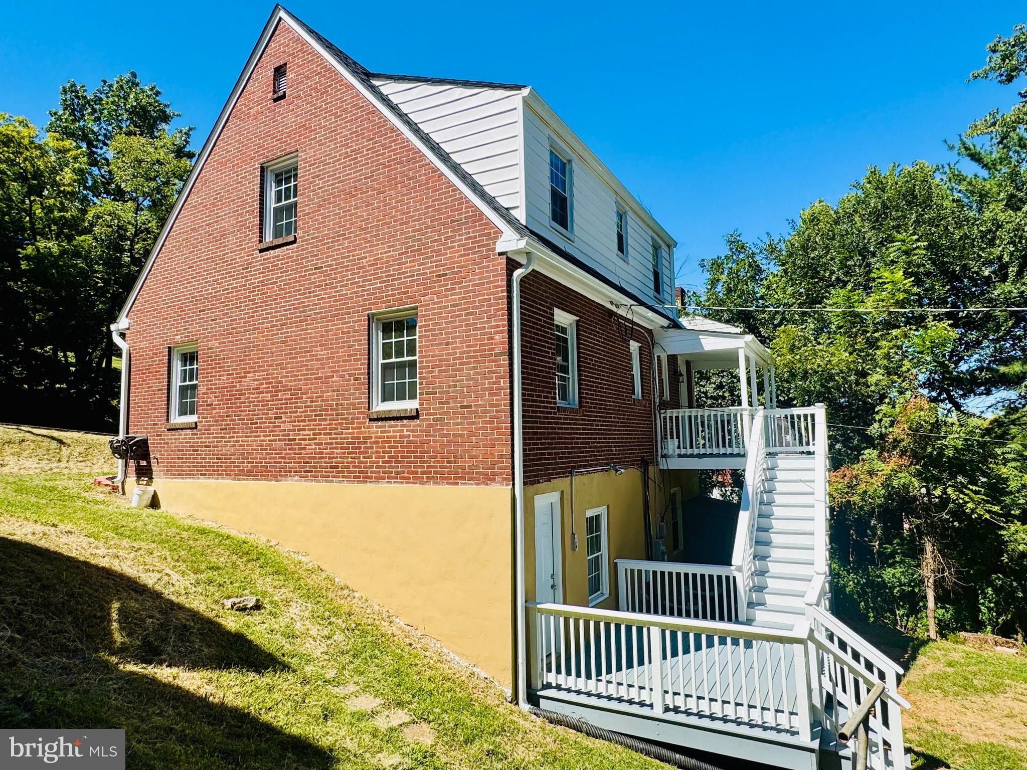 315 VILLA AVENUE