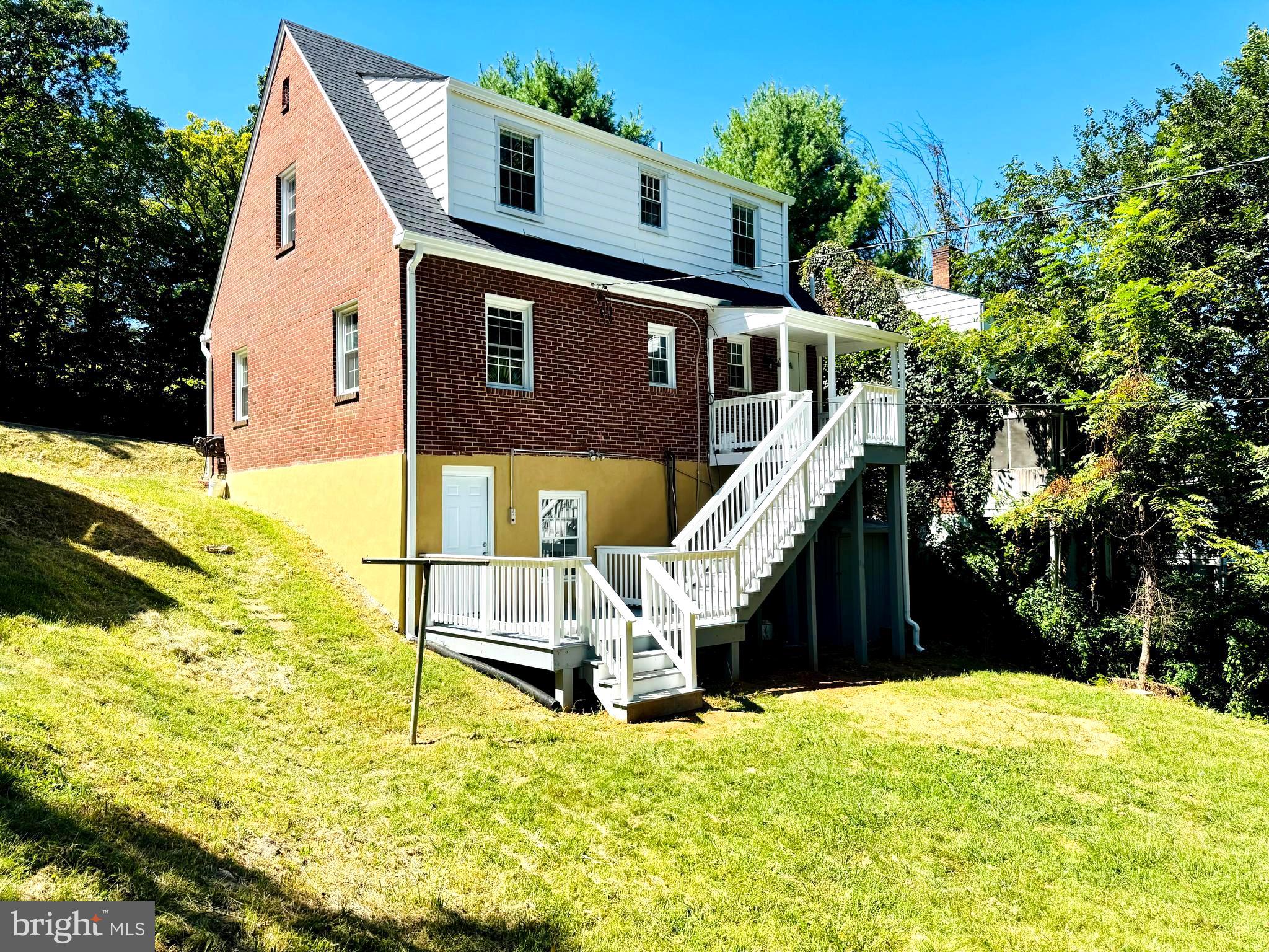 315 VILLA AVENUE