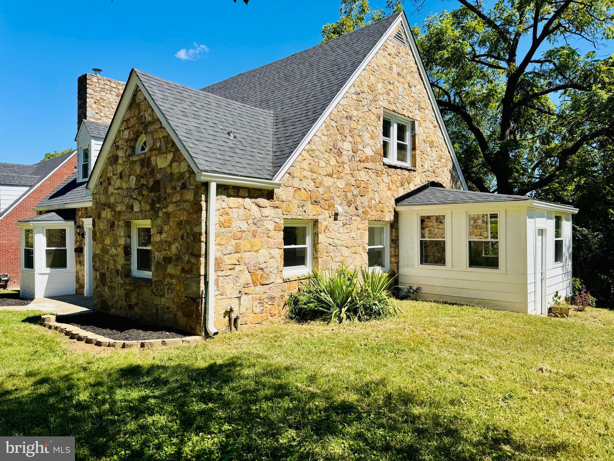 311 VILLA AVENUE