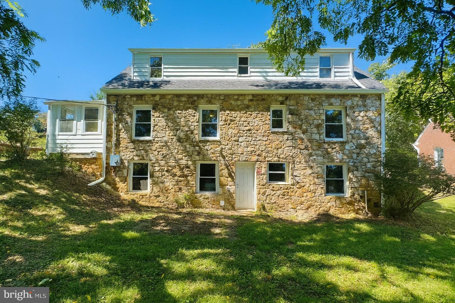 311 VILLA AVENUE