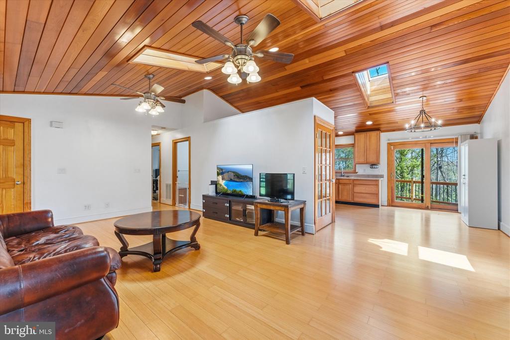 288 LOCUST GROVE ROAD