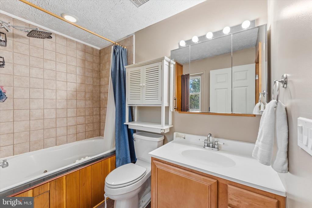 288 LOCUST GROVE ROAD