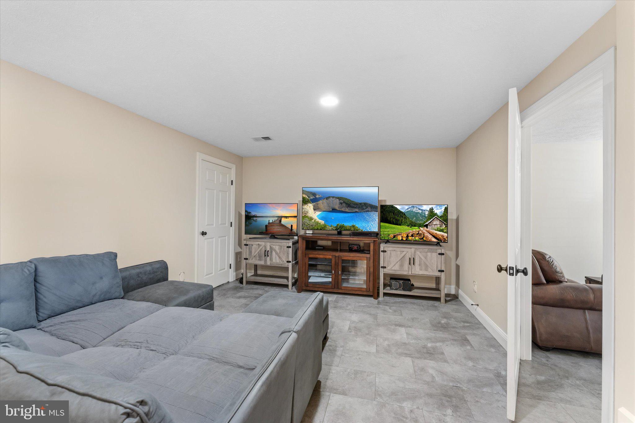 288 LOCUST GROVE ROAD