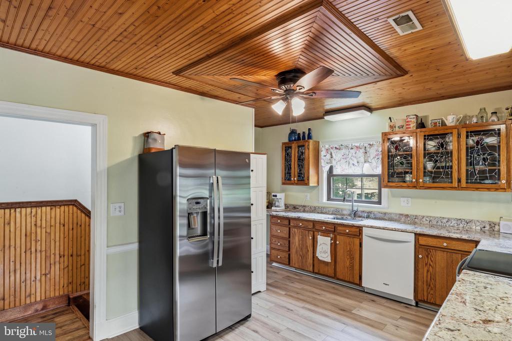 3593 & 3579 STRASBURG ROAD