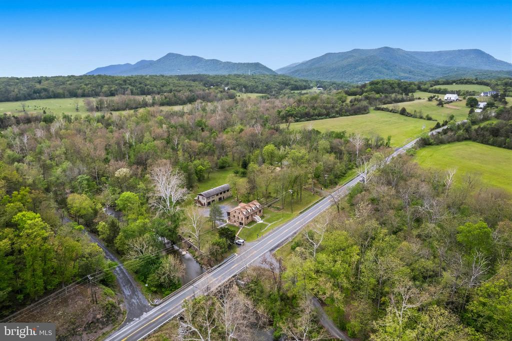 3593 & 3579 STRASBURG ROAD