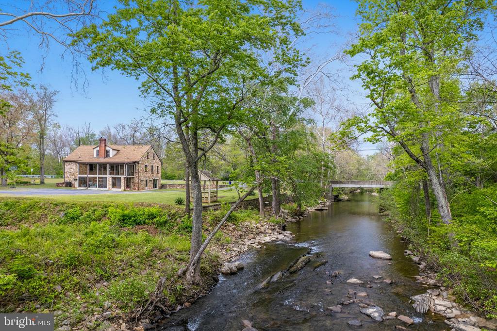 3593 & 3579 STRASBURG ROAD