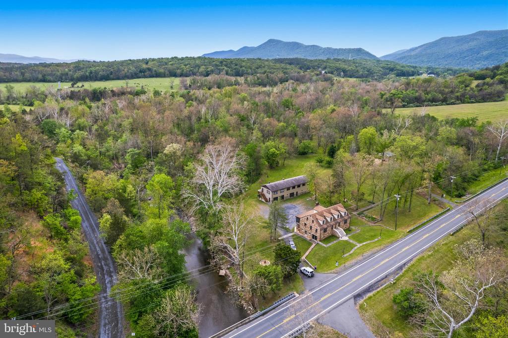 3593 & 3579 STRASBURG ROAD