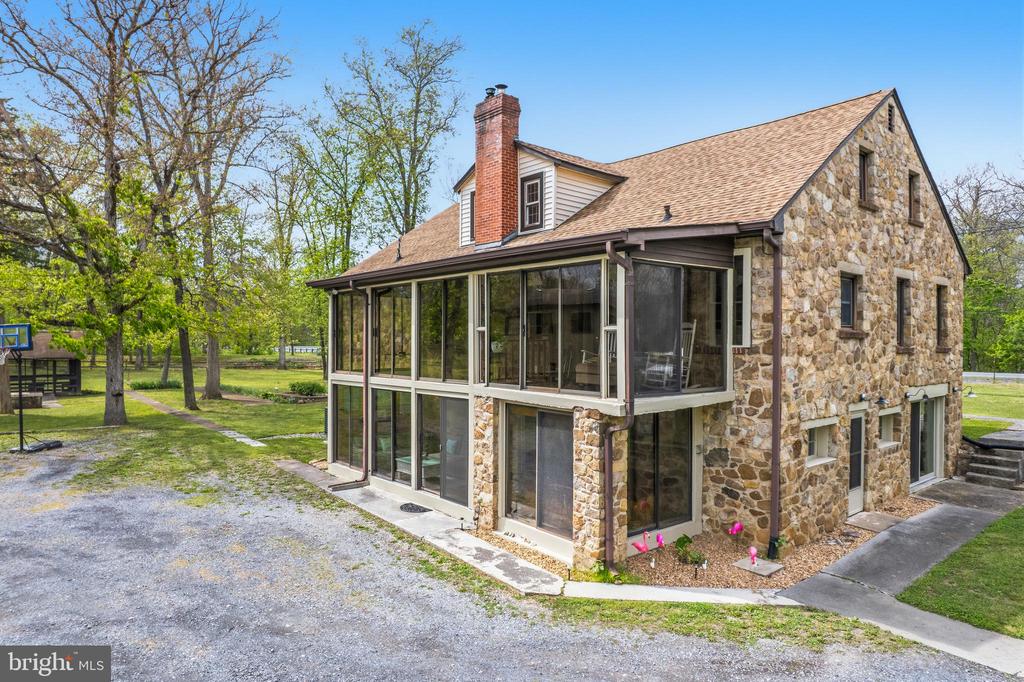 3593 & 3579 STRASBURG ROAD