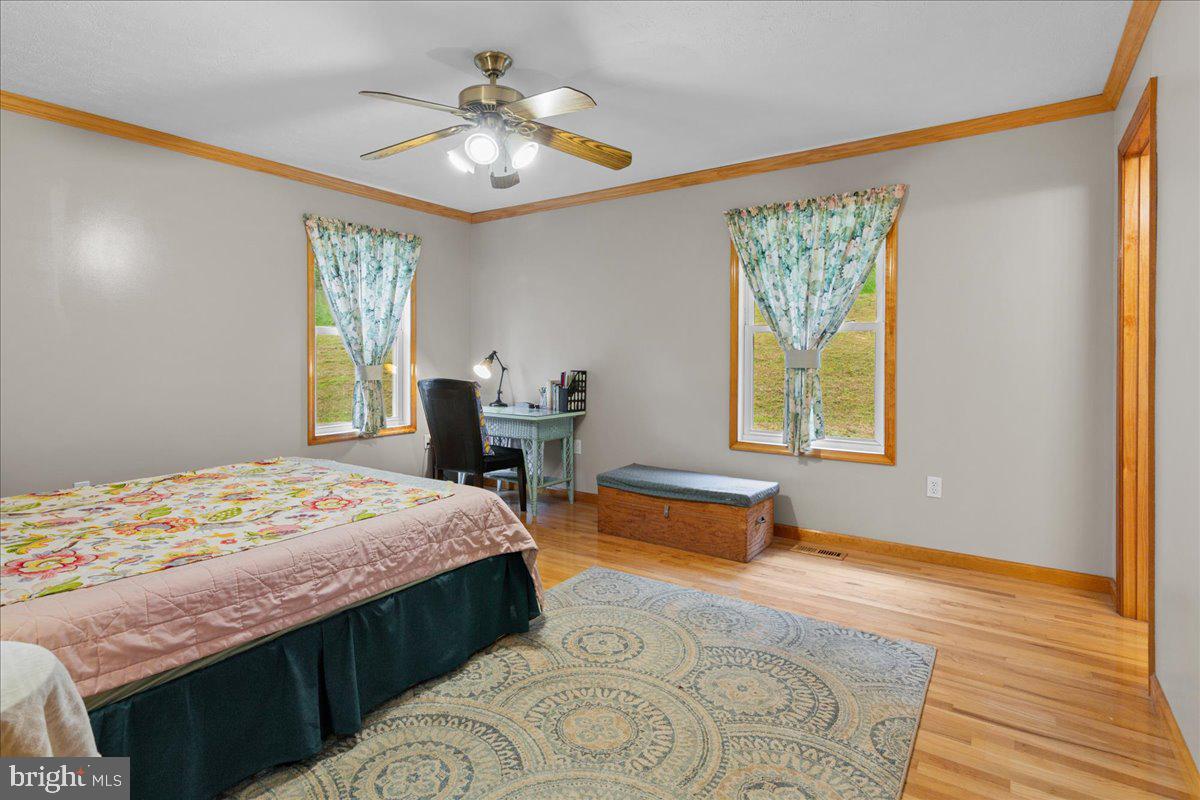 906 CAUTHORN MILL