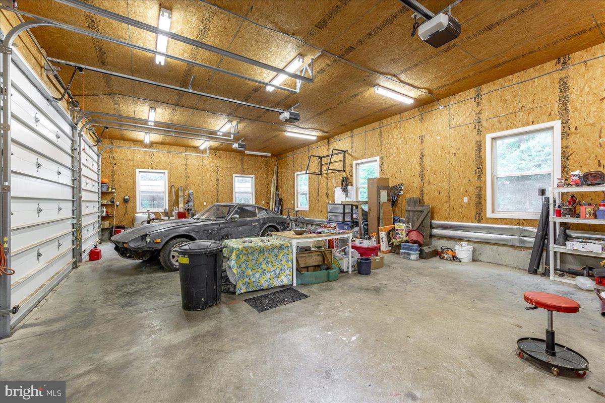 906 CAUTHORN MILL