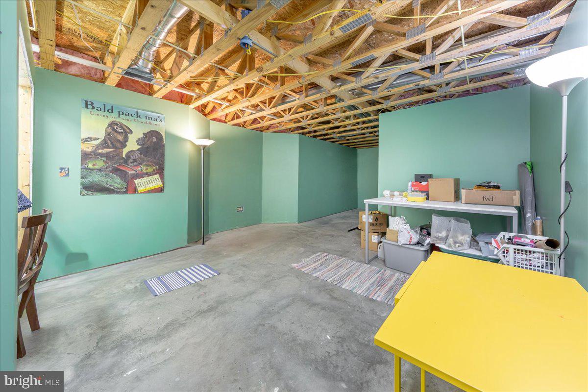 906 CAUTHORN MILL