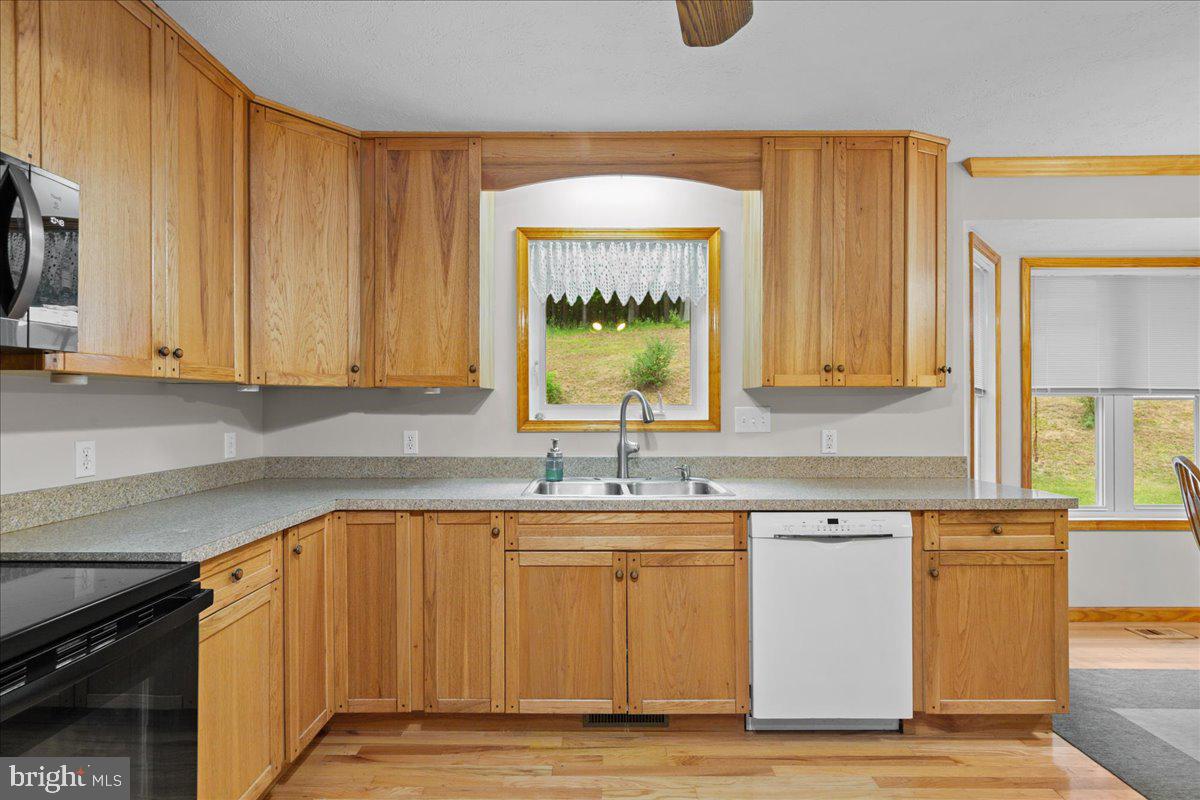 906 CAUTHORN MILL