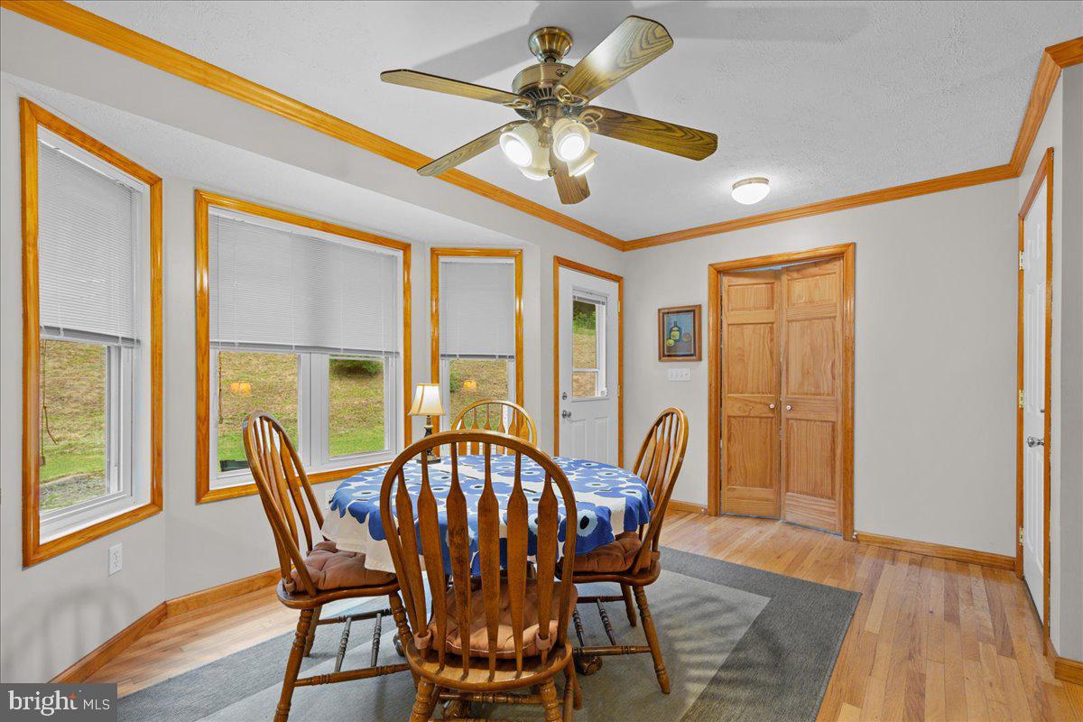 906 CAUTHORN MILL