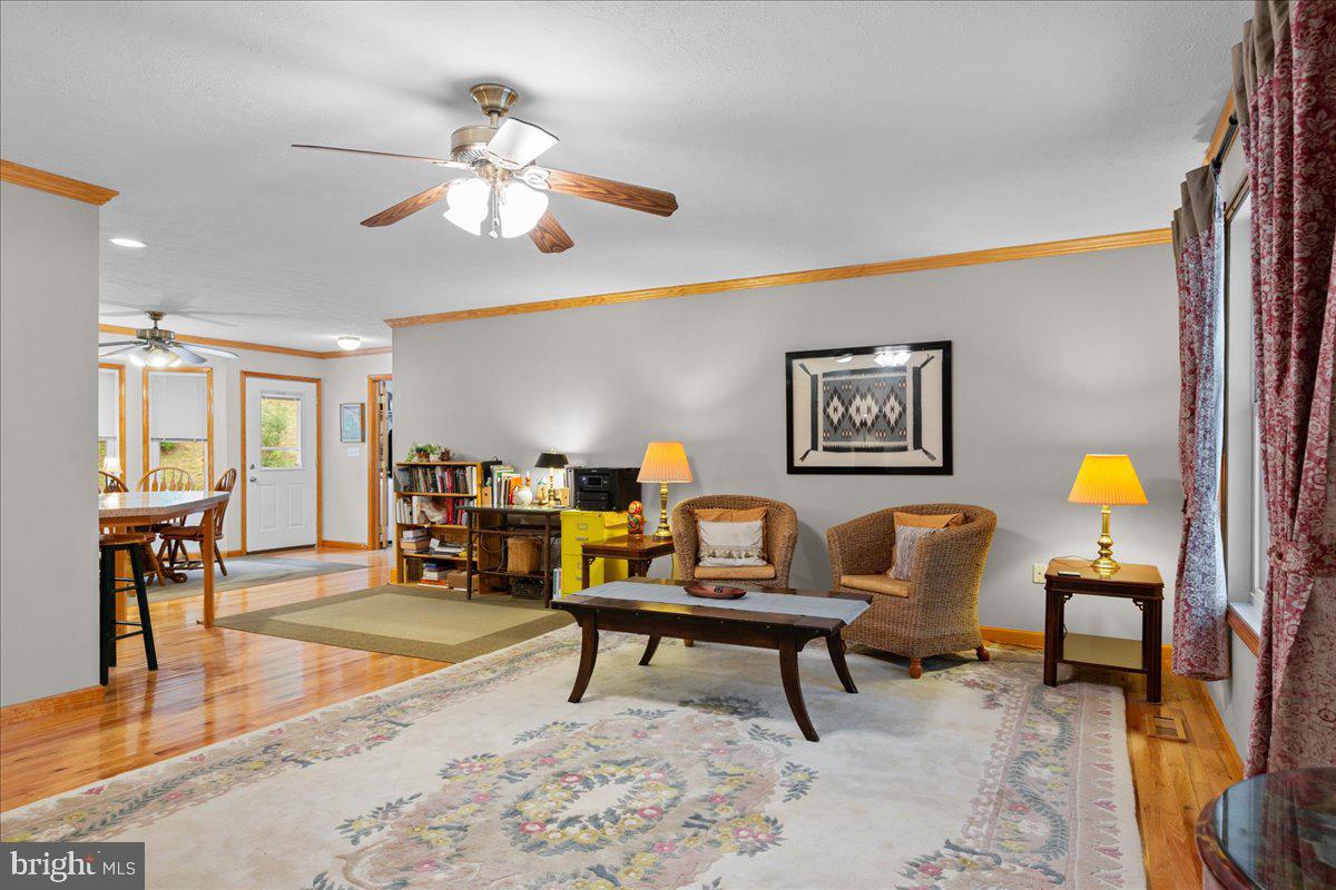 906 CAUTHORN MILL