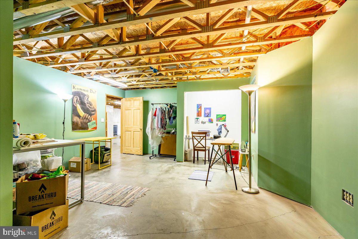906 CAUTHORN MILL