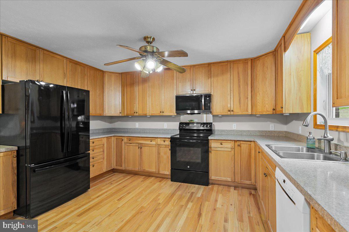 906 CAUTHORN MILL