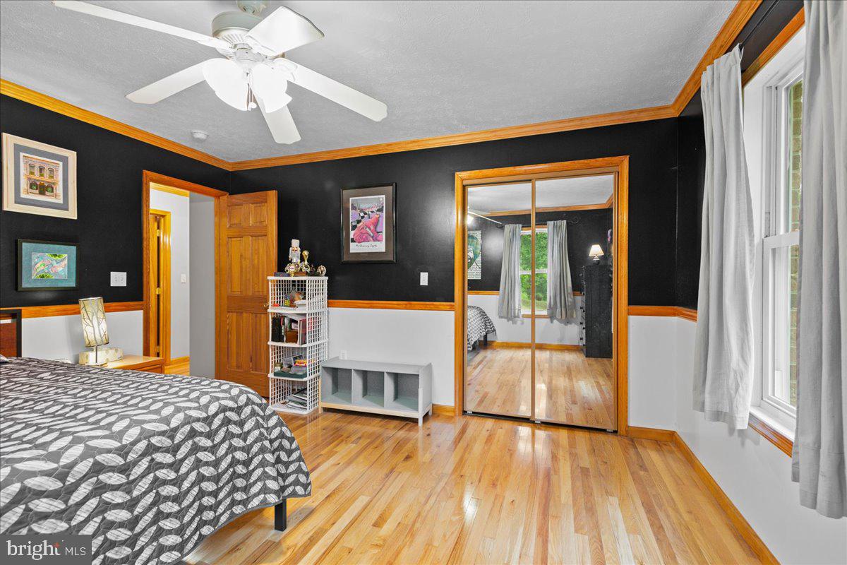 906 CAUTHORN MILL