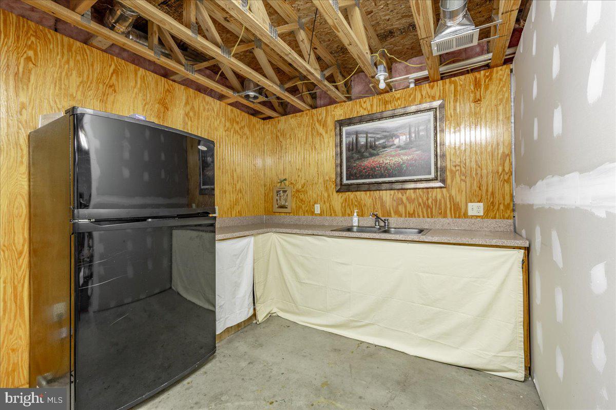 906 CAUTHORN MILL