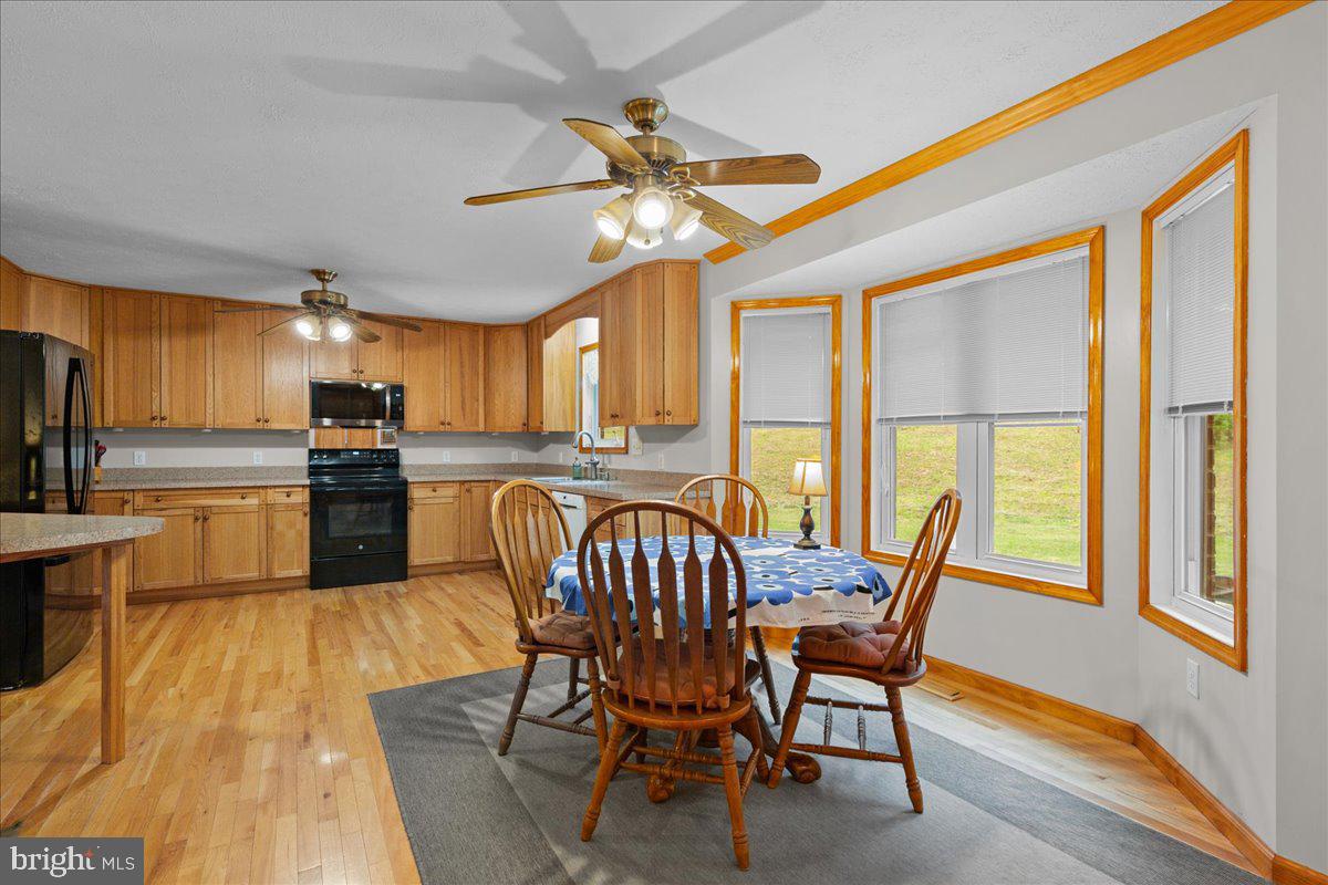 906 CAUTHORN MILL