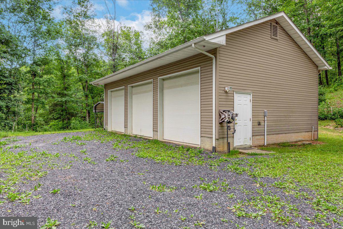 906 CAUTHORN MILL
