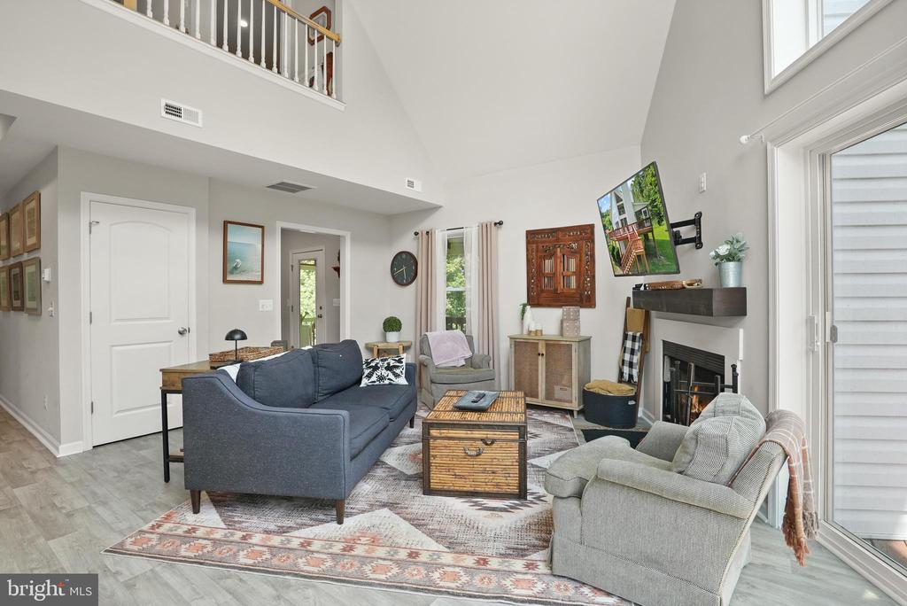 735 SUNSET VILLAGE ROAD