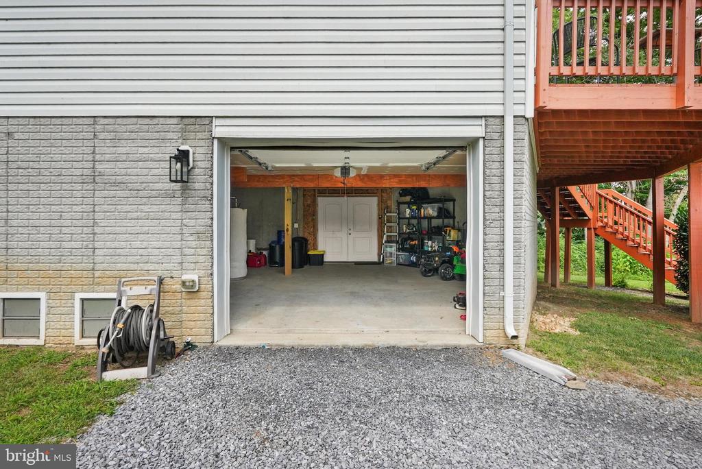 735 SUNSET VILLAGE ROAD