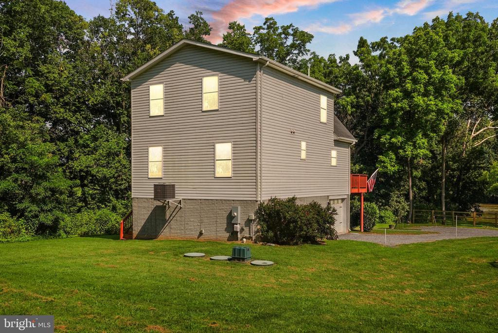 735 SUNSET VILLAGE ROAD