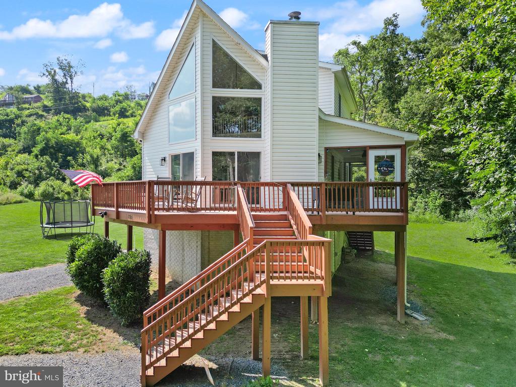 735 SUNSET VILLAGE ROAD