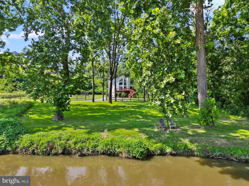735 SUNSET VILLAGE ROAD