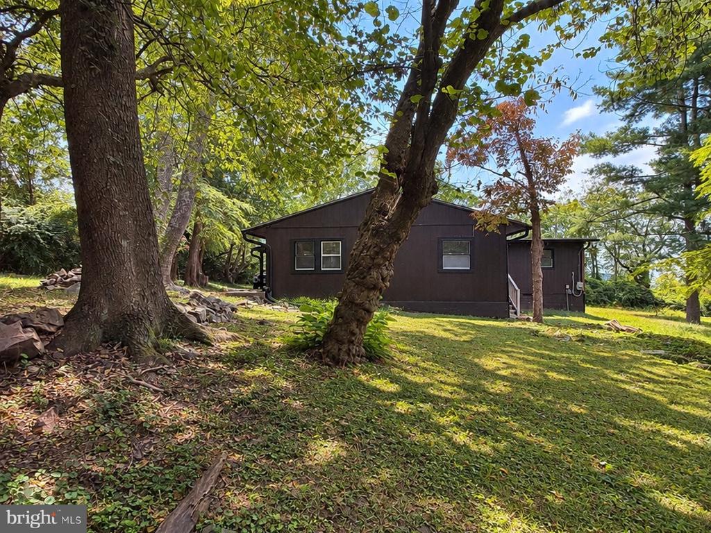 411 CARDINAL DRIVE