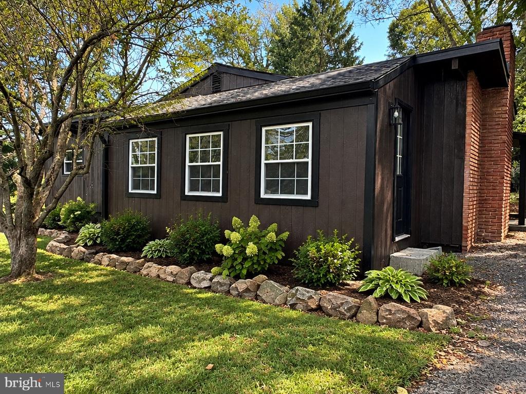 411 CARDINAL DRIVE
