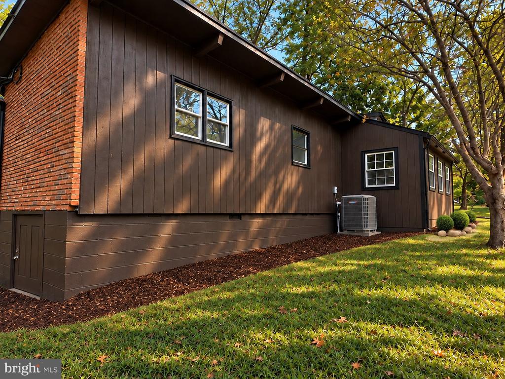 411 CARDINAL DRIVE