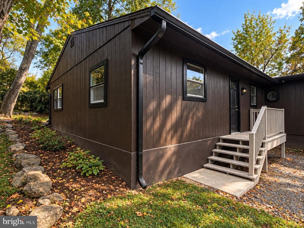 411 CARDINAL DRIVE