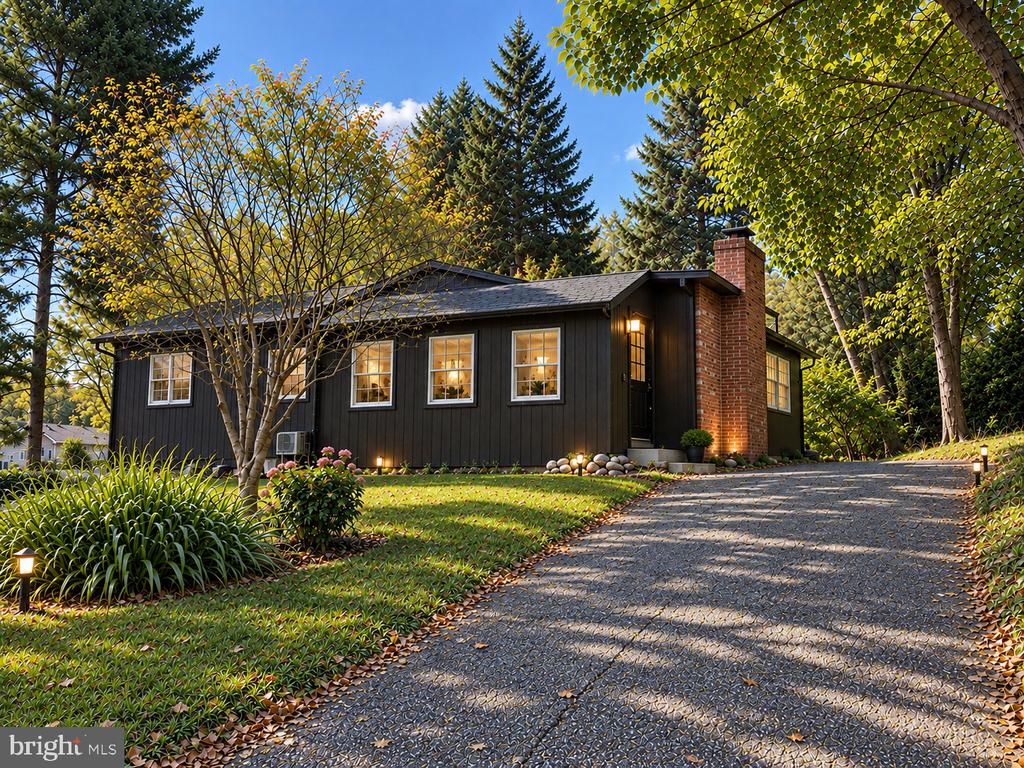 411 CARDINAL DRIVE