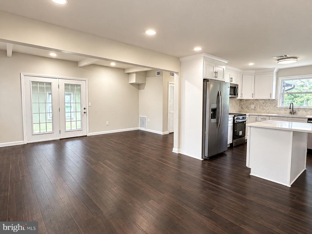 411 CARDINAL DRIVE