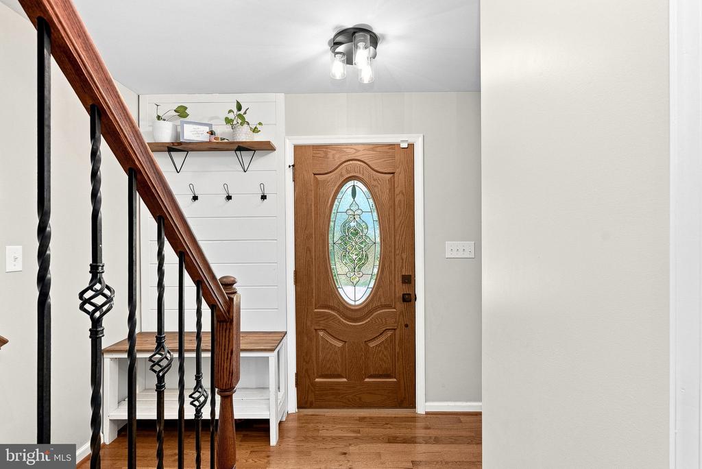 15 OAK HEIGHTS ROAD