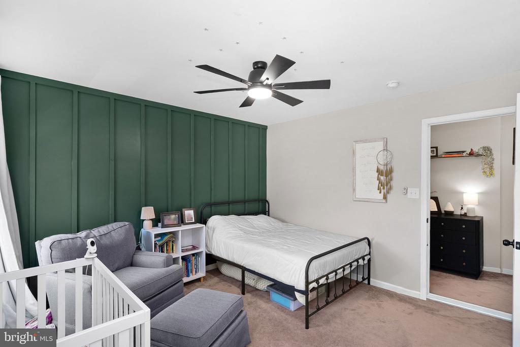 15 OAK HEIGHTS ROAD