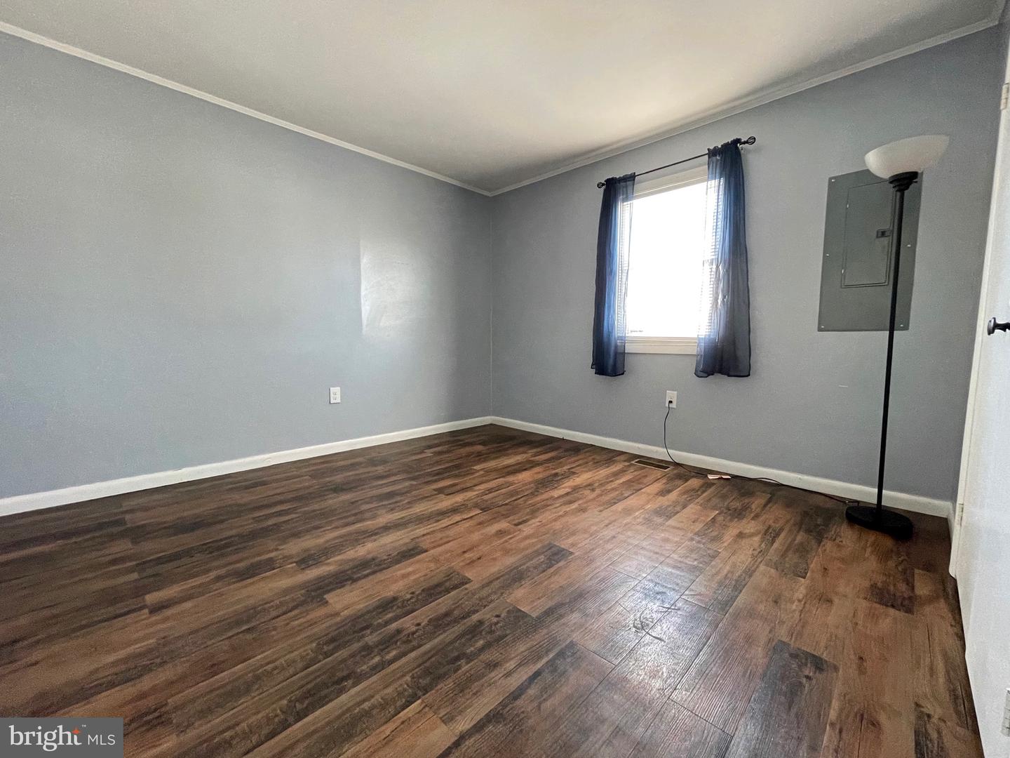1304 GRAPEVINE ROAD